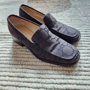 Vintage Satin Gucci monogram shoes